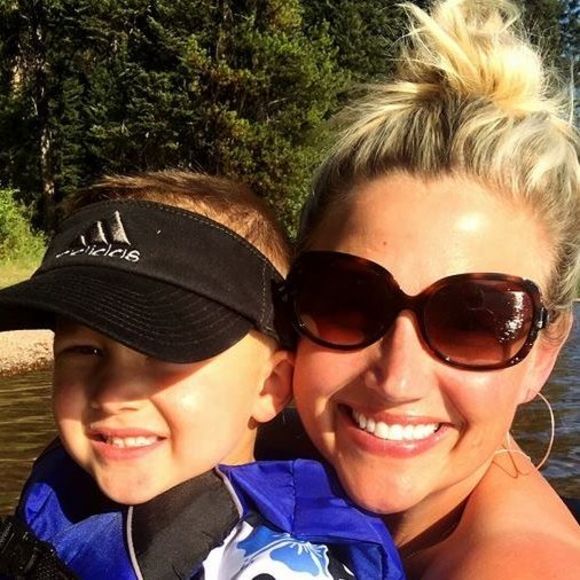 Meet your Posher, Kara - Picture 1 of 1